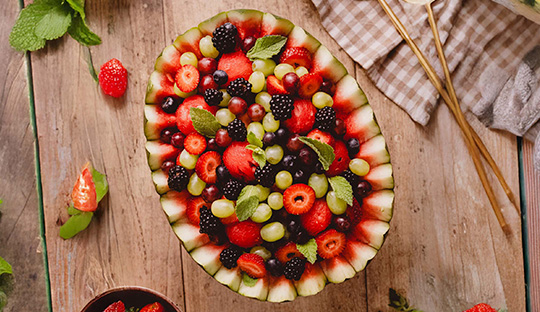 SANDIA RELLENA CON FRUTAS